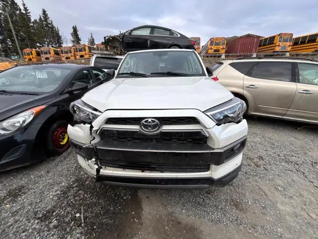 2019 TOYOTA 4RUNNER SR5/SR5 PREMIUM  