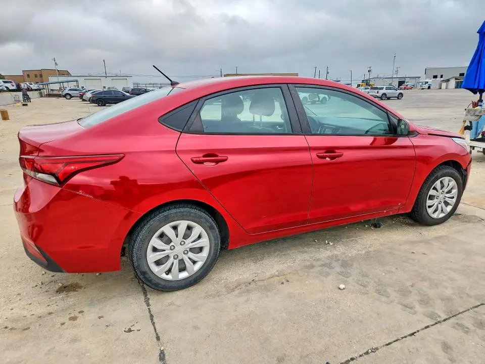2022 HYUNDAI ACCENT SE  