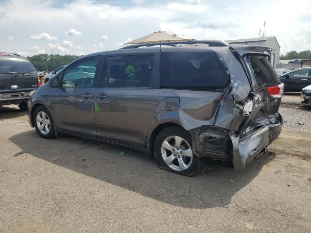 2013 TOYOTA SIENNA LE