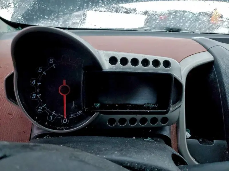 2013 CHEVROLET SONIC LT  