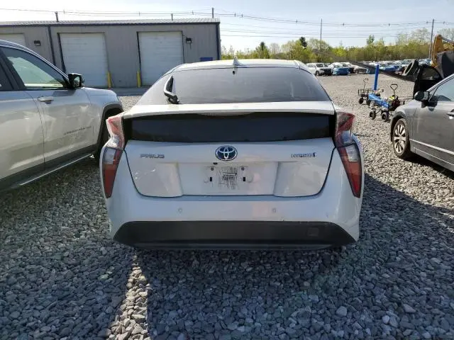 2016 TOYOTA PRIUS   