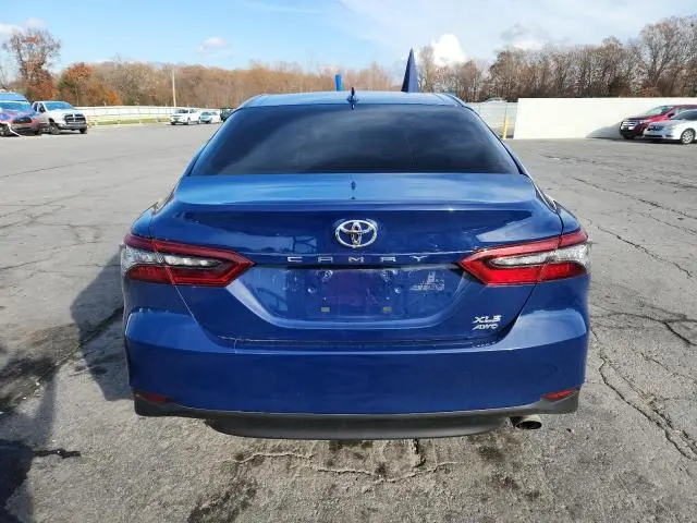 2023 TOYOTA CAMRY XLE  