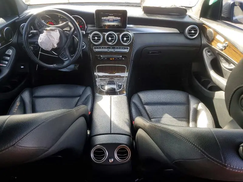 2017 MERCEDES-BENZ GLC 300  