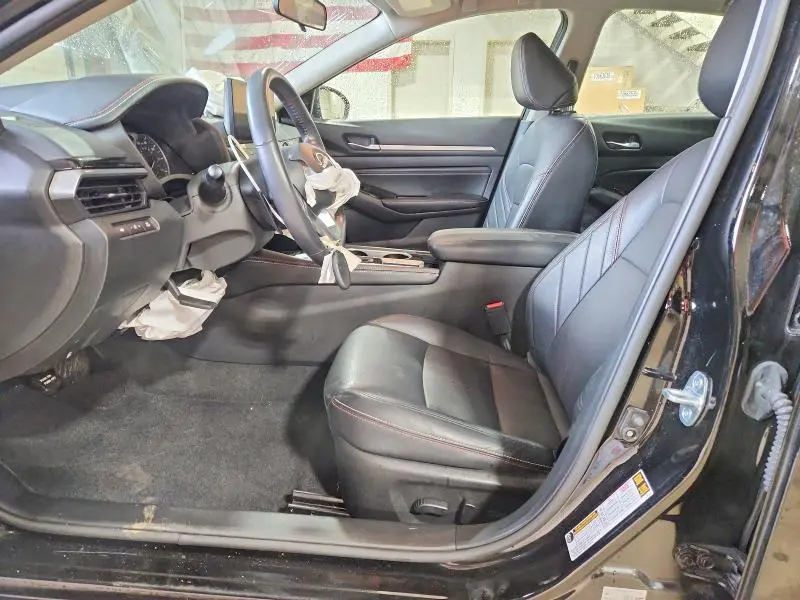 2023 NISSAN ALTIMA SR  