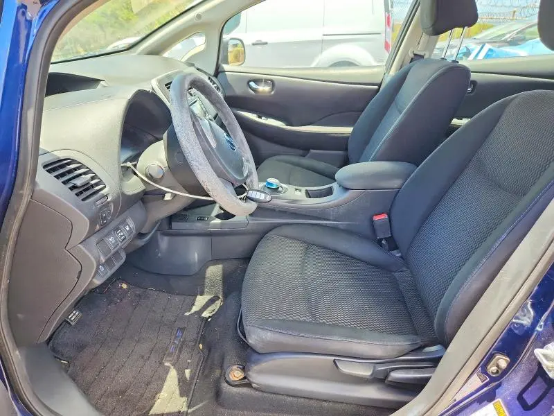 2017 NISSAN LEAF S  