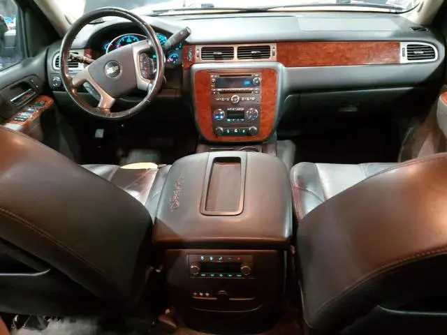2014 CHEVROLET SUBURBAN K1500 LT  