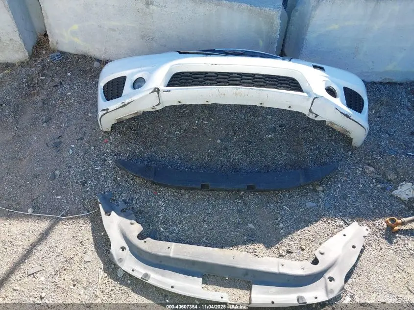 2014 NISSAN SENTRA SR