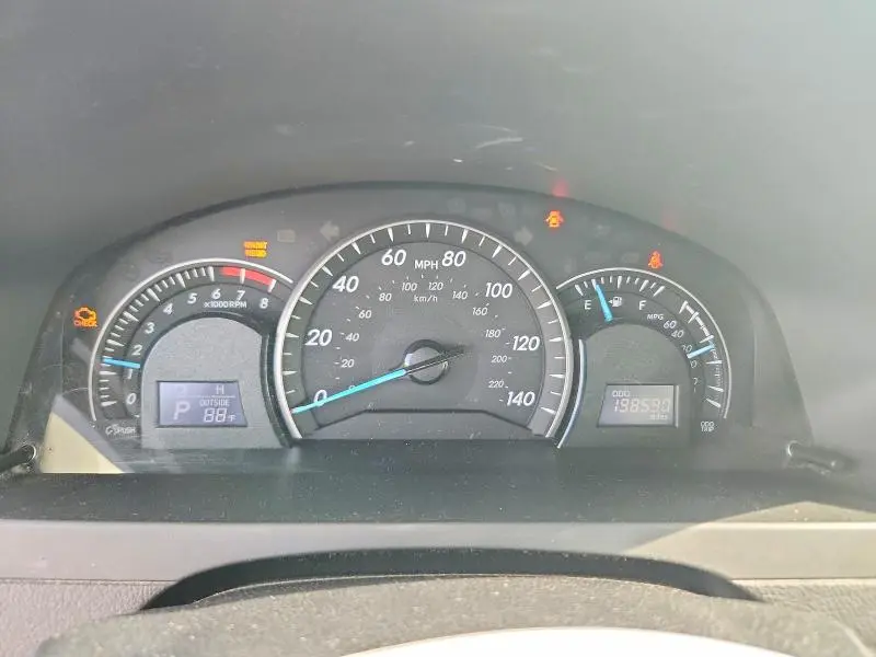 2014 TOYOTA CAMRY LE  