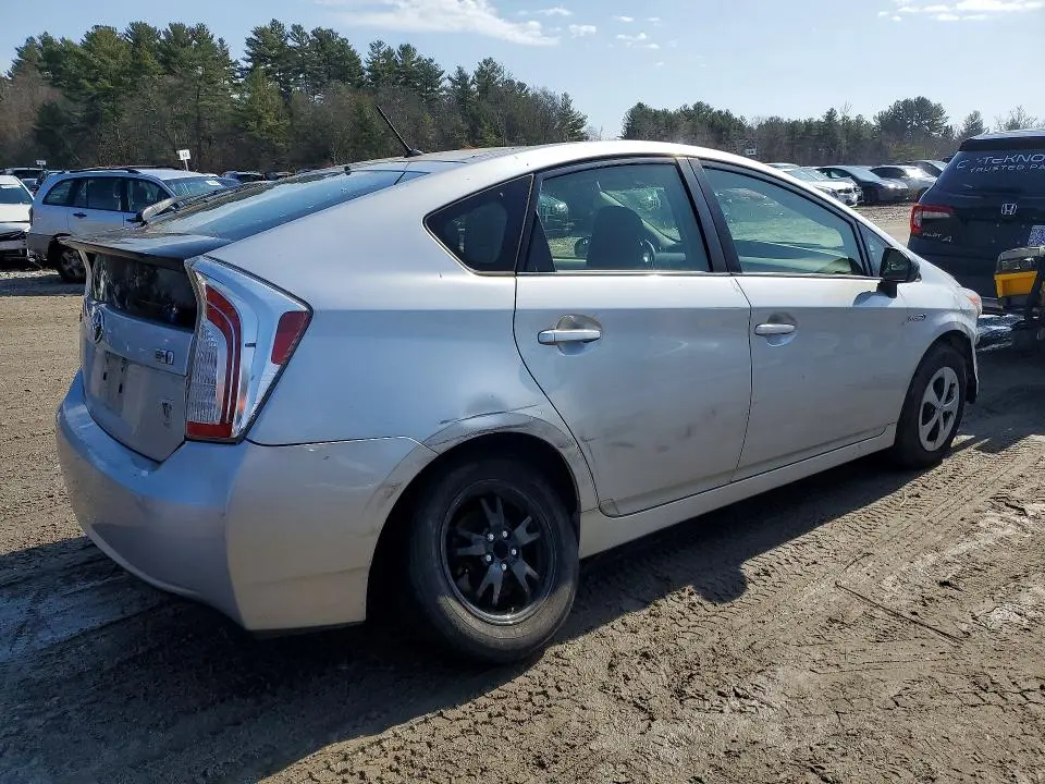 2012 TOYOTA PRIUS TWO  