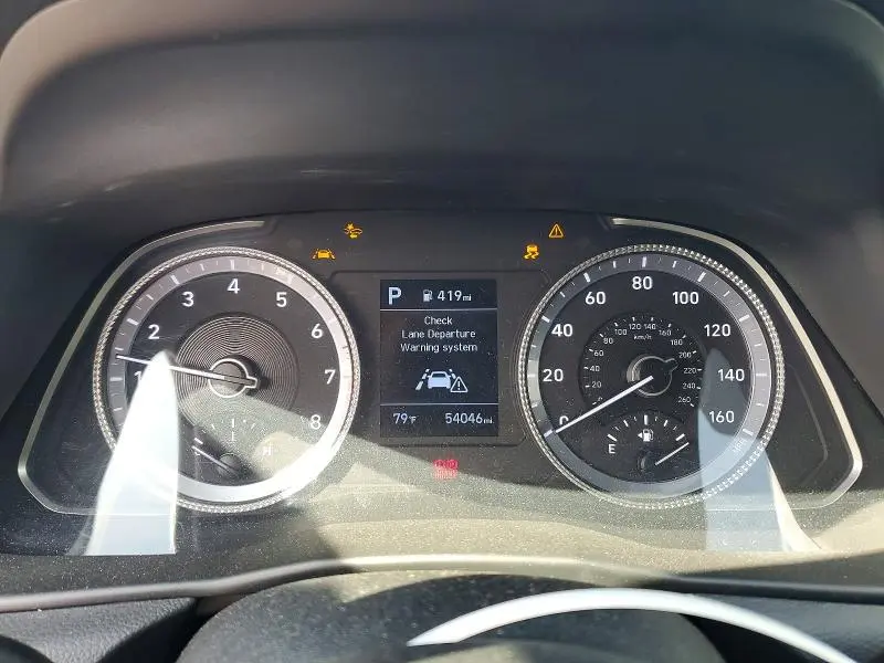 2021 HYUNDAI SONATA SE  
