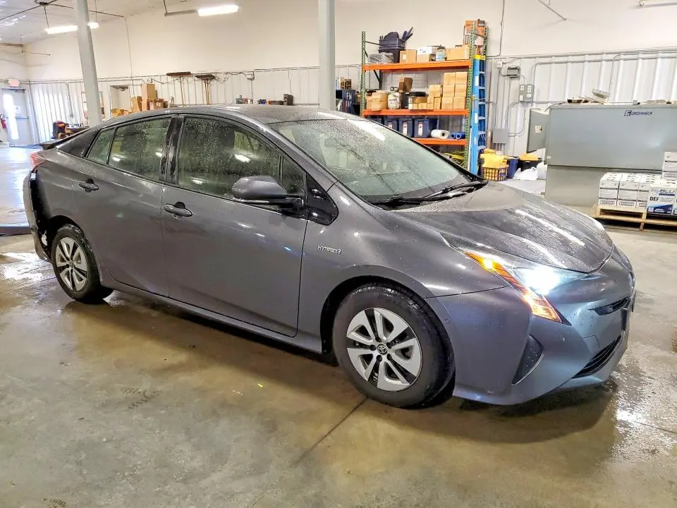2017 TOYOTA PRIUS THREE  