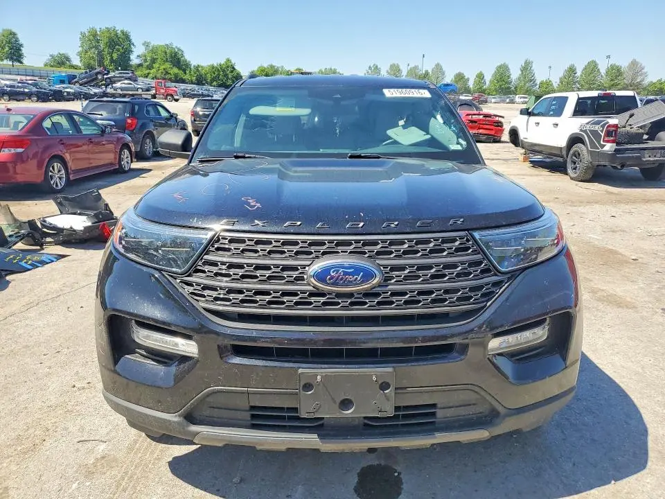 2021 FORD EXPLORER XLT  