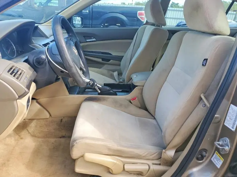 2010 HONDA ACCORD LX  