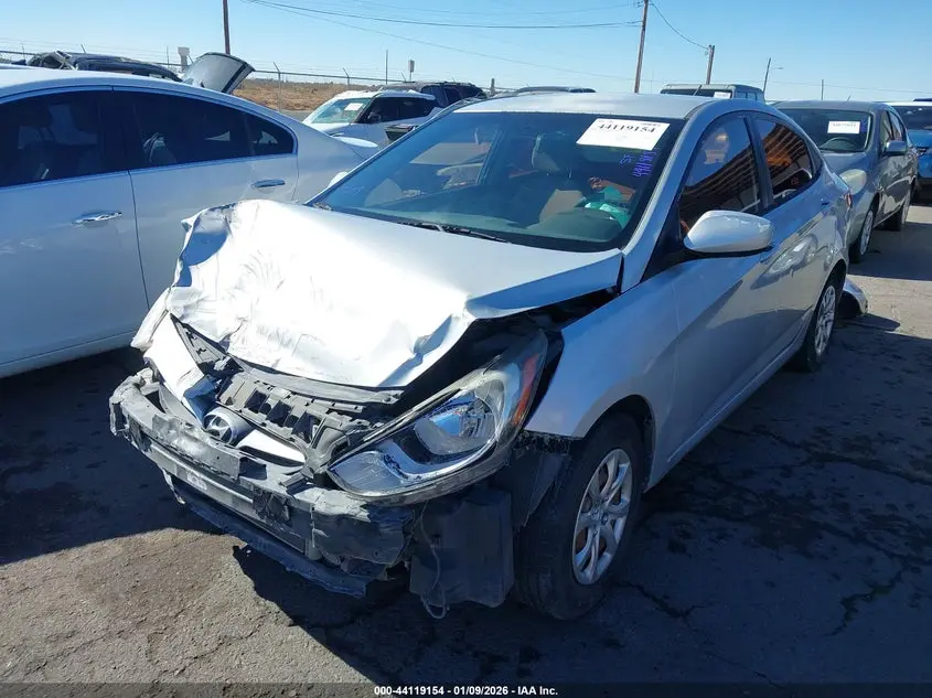 2013 HYUNDAI ACCENT GLS