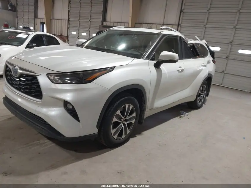 2023 TOYOTA HIGHLANDER HYBRID XLE