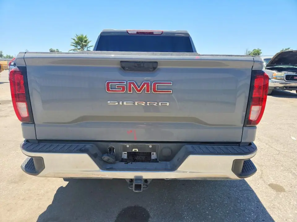 2025 GMC SIERA   