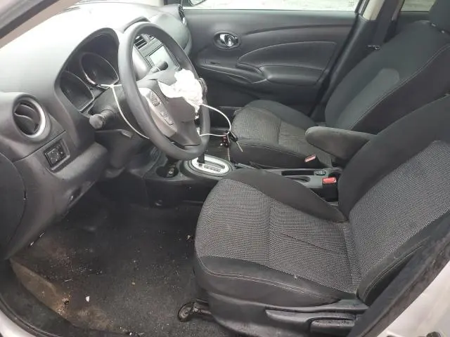 2019 NISSAN VERSA S