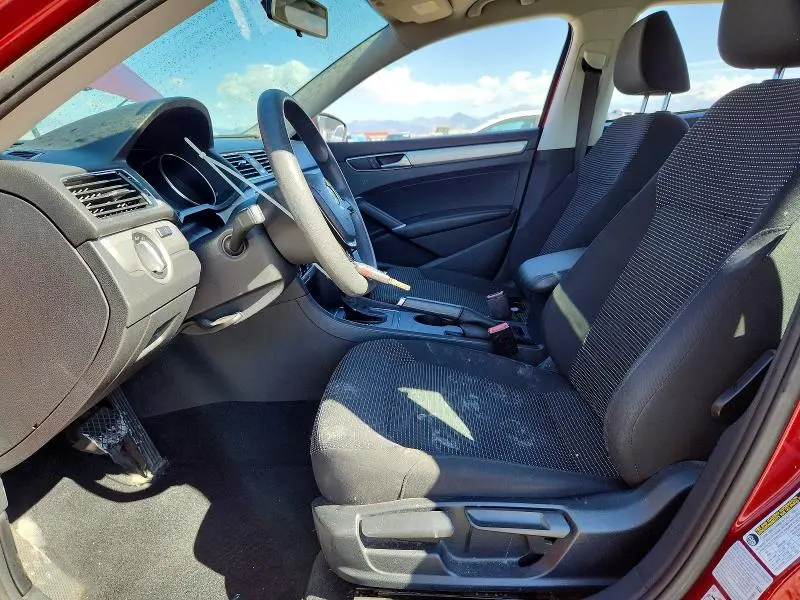 2016 VOLKSWAGEN PASSAT S  