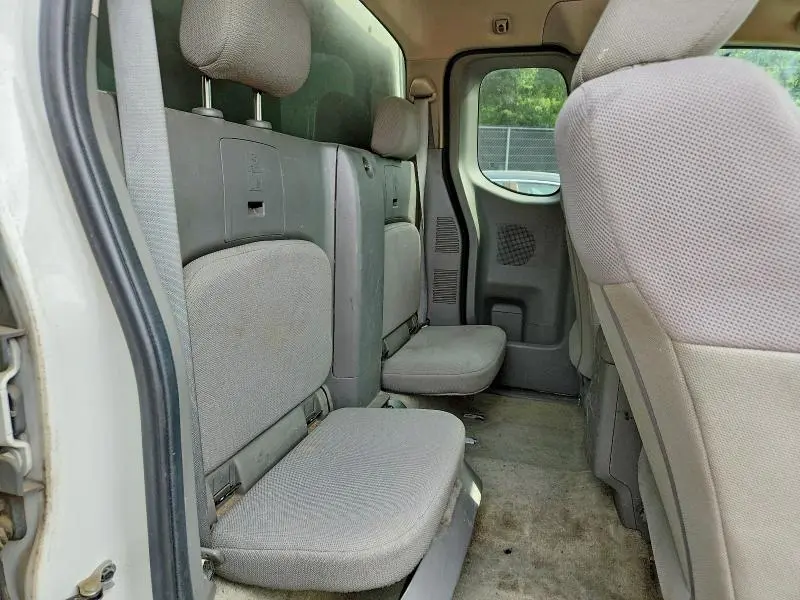 2017 NISSAN FRONTIER S  
