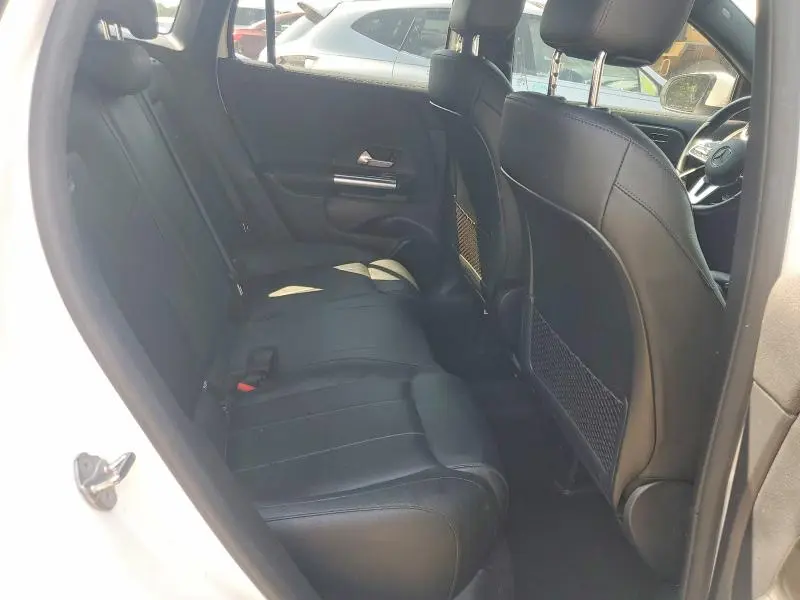 2022 MERCEDES-BENZ GLA 250  