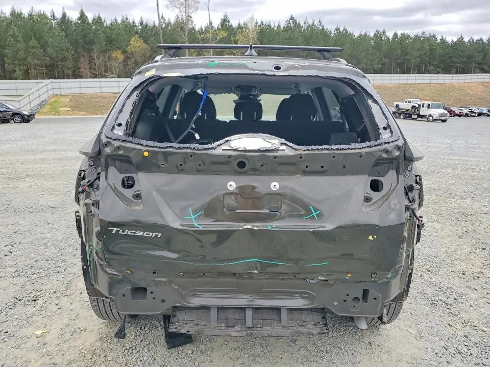 2025 HYUNDAI TUCSON SEL  