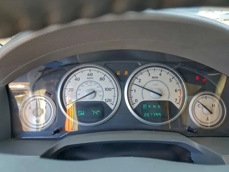 2010 CHRYSLER TOWN & COUNTRY TOURING  