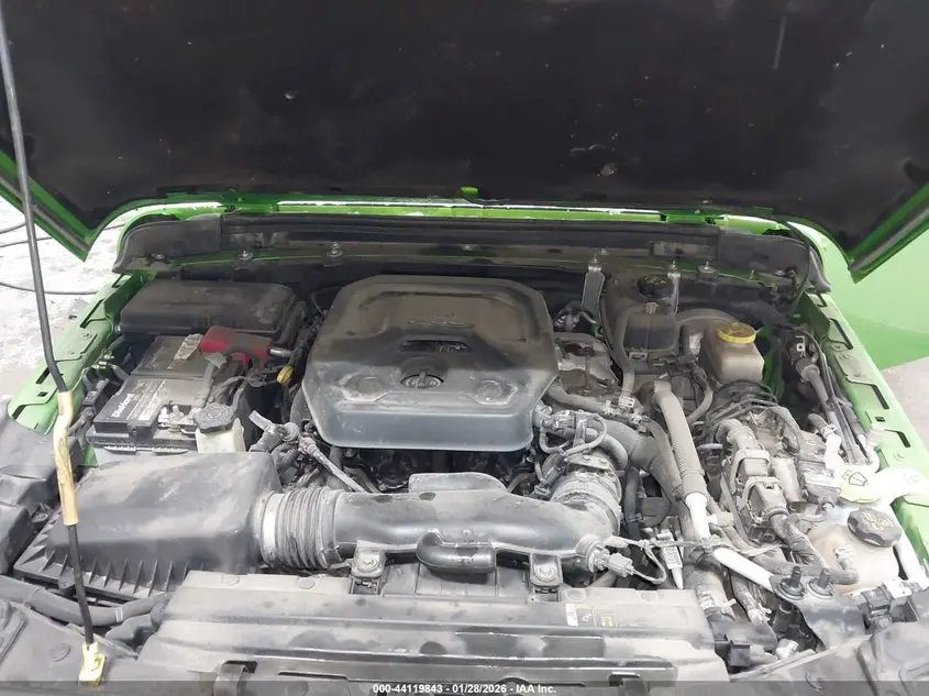 2020 JEEP WRANGLER UNLIMITED SAHARA 4X4