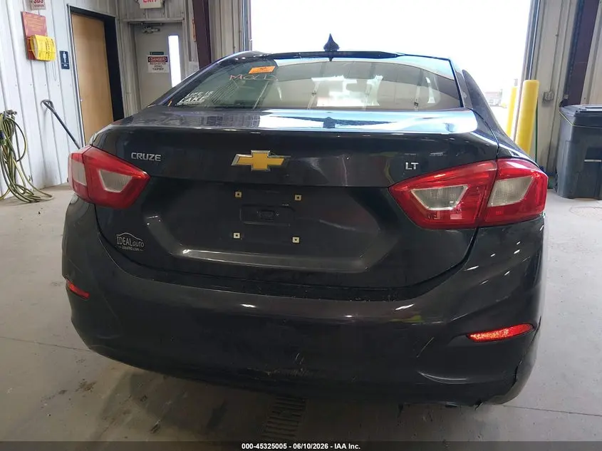 2017 CHEVROLET CRUZE LT AUTO
