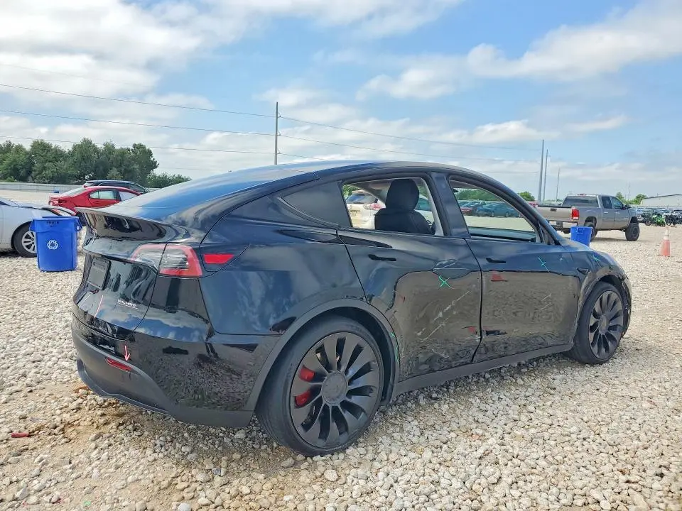 2022 TESLA MODEL Y   