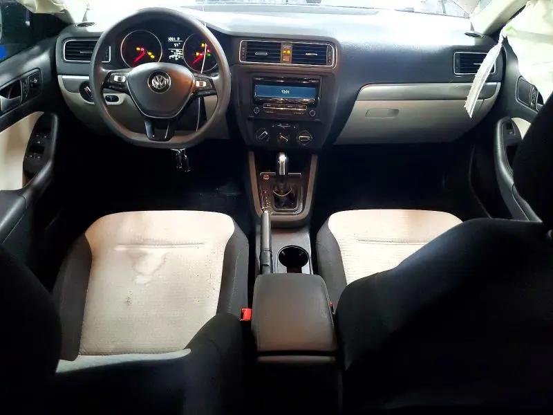 2015 VOLKSWAGEN JETTA SE  