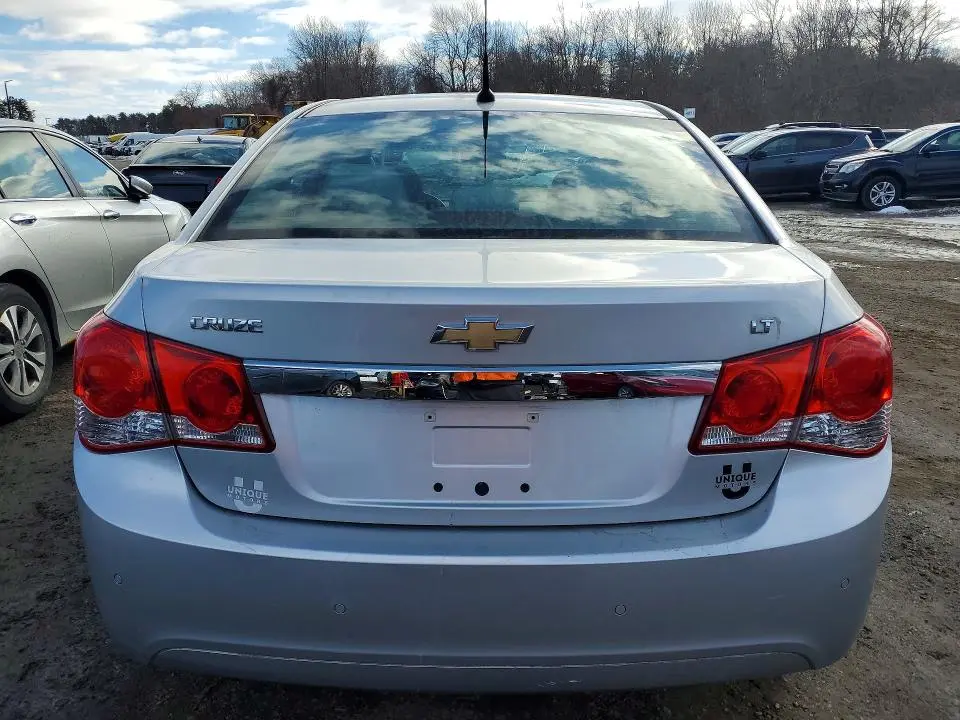 2011 CHEVROLET CRUZE LT  