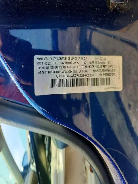 2011 VOLKSWAGEN JETTA SE  