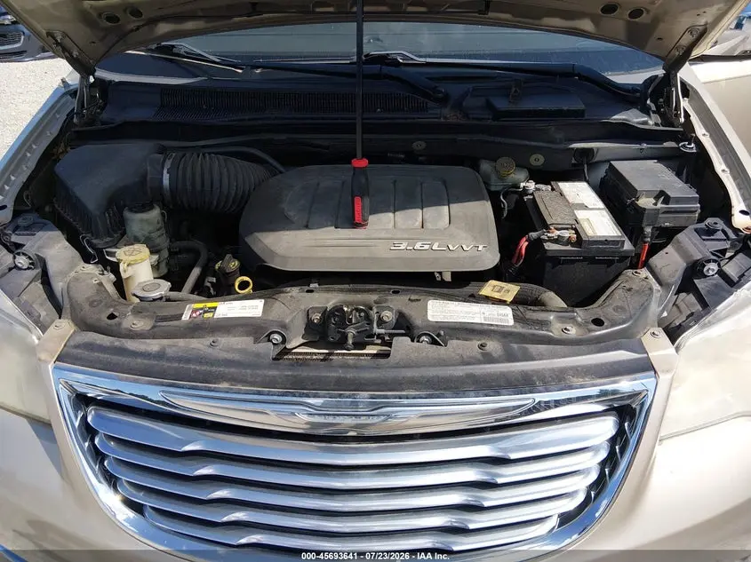 2013 CHRYSLER TOWN & COUNTRY TOURING-L