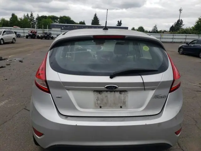 2013 FORD FIESTA SE  