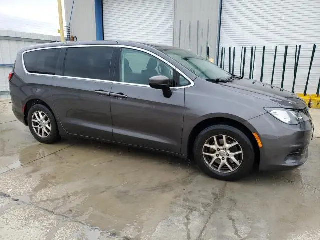 2018 CHRYSLER PACIFICA LX  