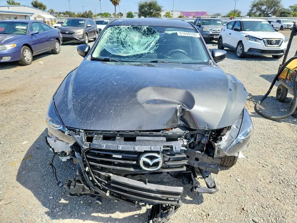 2017 MAZDA 3 SPORT  