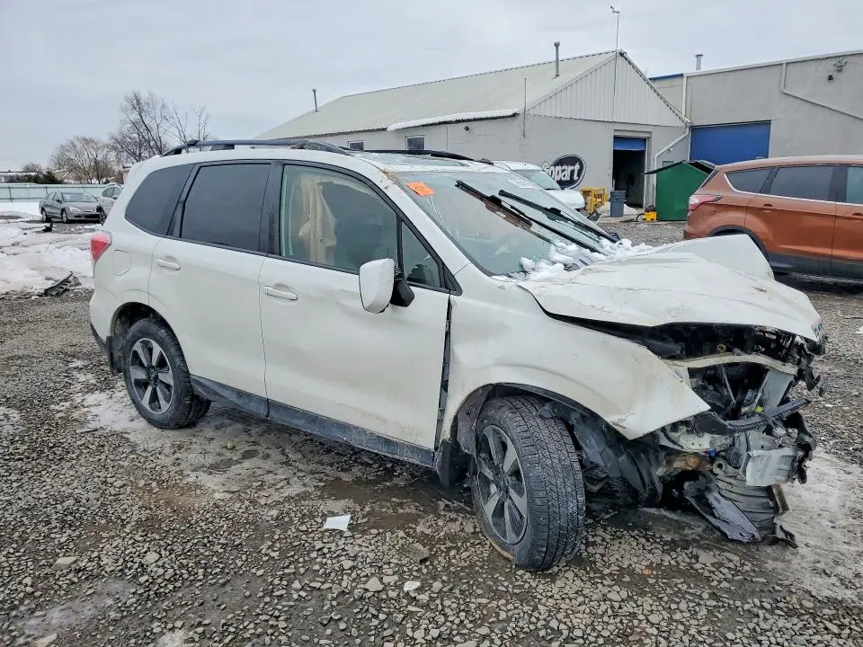 2017 SUBARU FORESTER 2.5I PREMIUM  