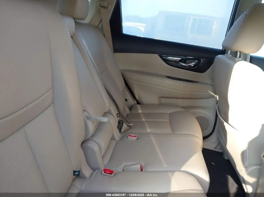 2018 NISSAN ROGUE SL