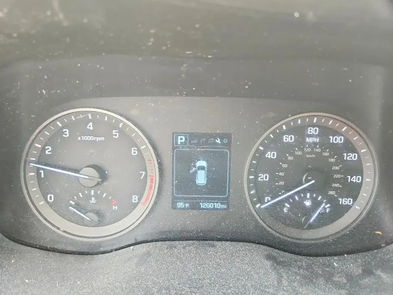 2017 HYUNDAI TUCSON SE PLUS  