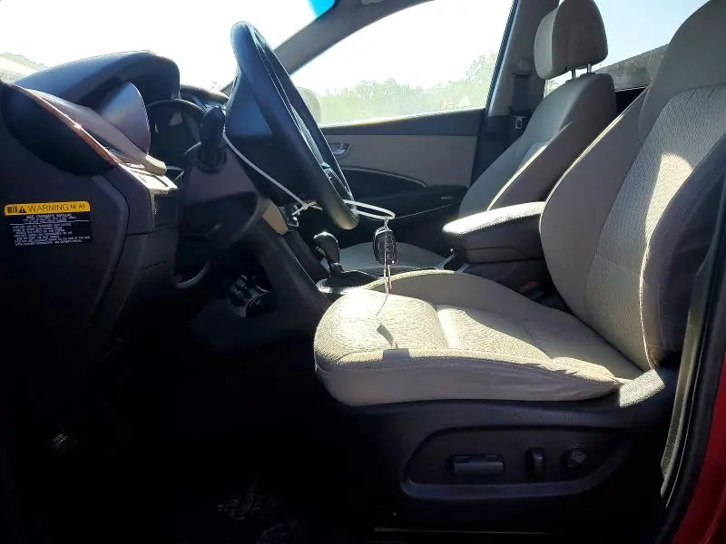 2016 HYUNDAI SANTA FE SE  