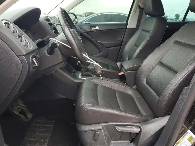 2014 VOLKSWAGEN TIGUAN S  