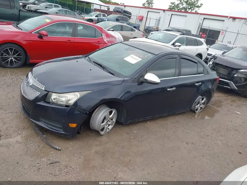 2014 CHEVROLET CRUZE 1LT AUTO