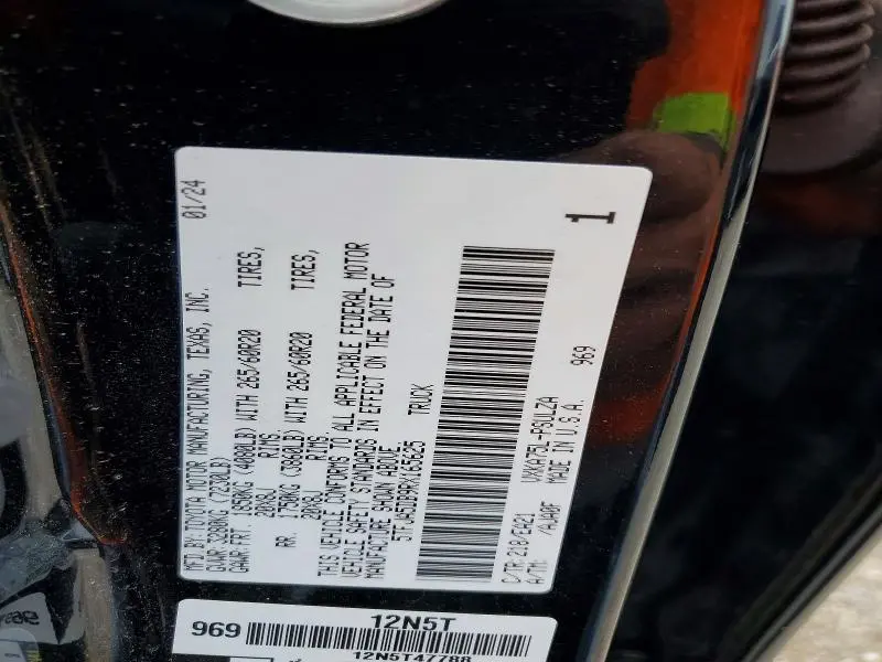 2024 TOYOTA TUNDRA CREWMAX LIMITED  