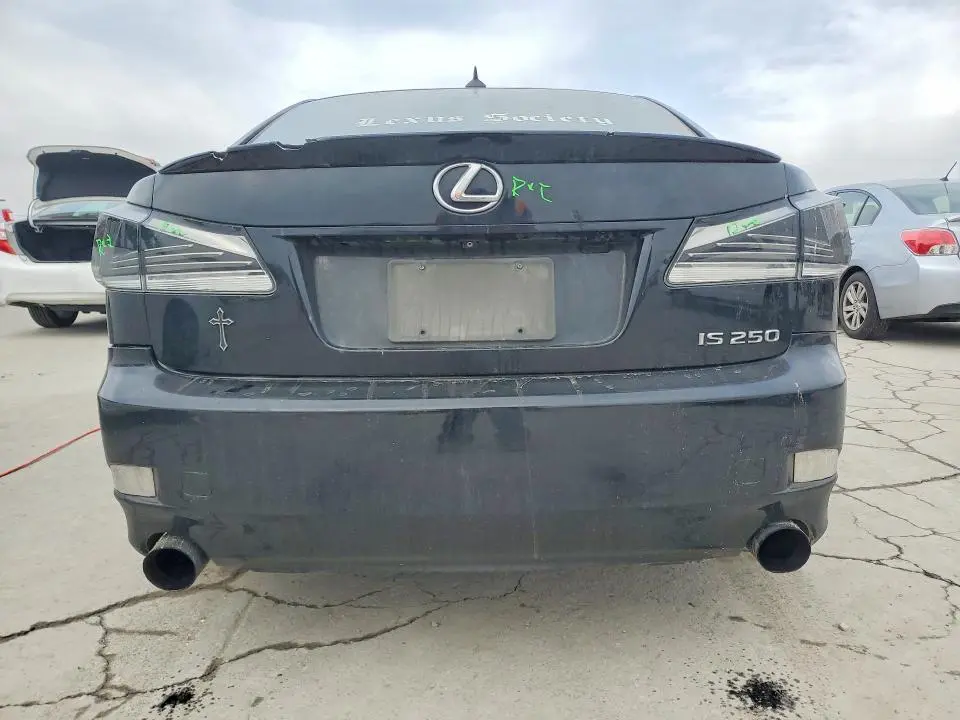 2011 LEXUS IS 250  