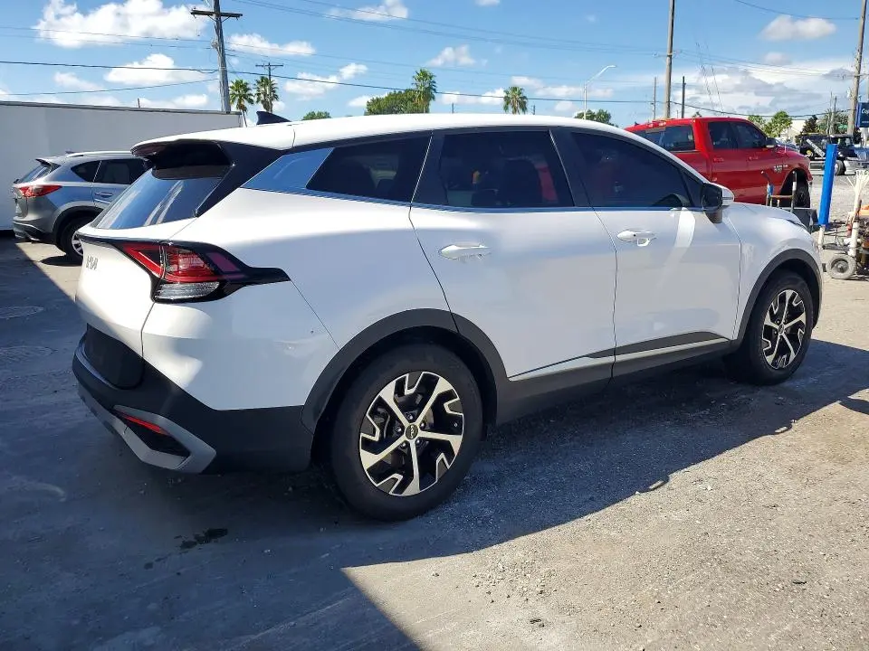 2023 KIA SPORTAGE EX  