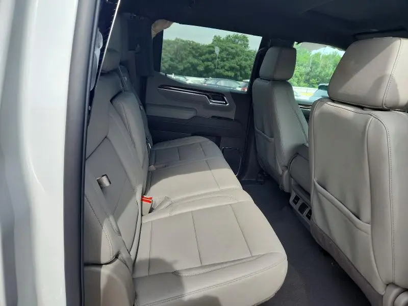 2026 CHEVROLET SILVERADO K1500 LT  