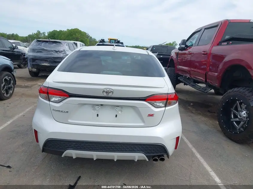 2022 TOYOTA COROLLA SE