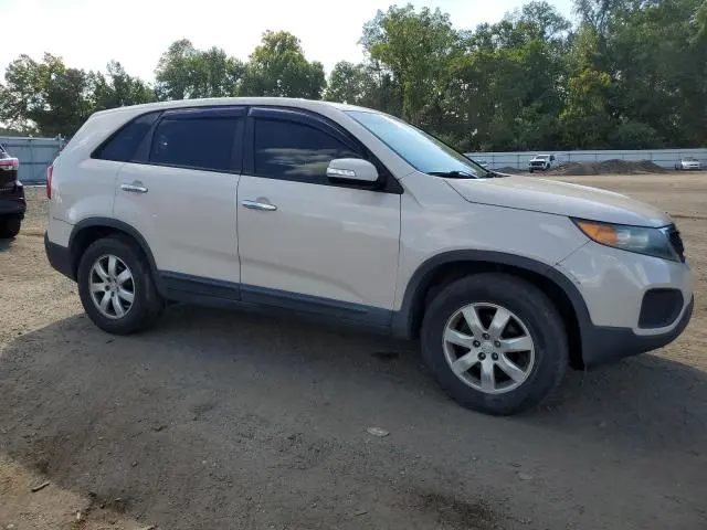 2011 KIA SORENTO BASE  