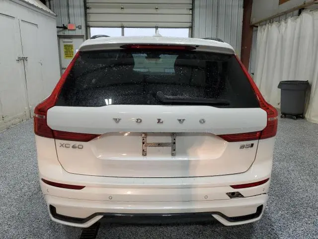 2025 VOLVO XC60 PLUS  