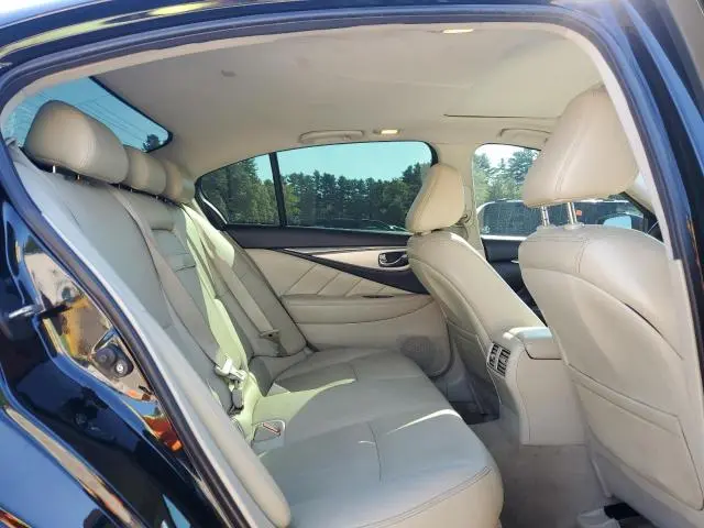 2019 INFINITI Q50 LUXE  